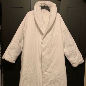 Skims Duvet robe- worn once